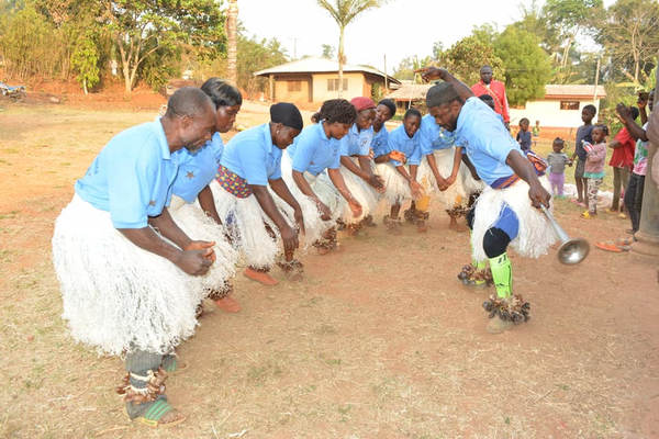 Mukonge Dance Groups in Meta — photograph from the Guneku Fondom archive