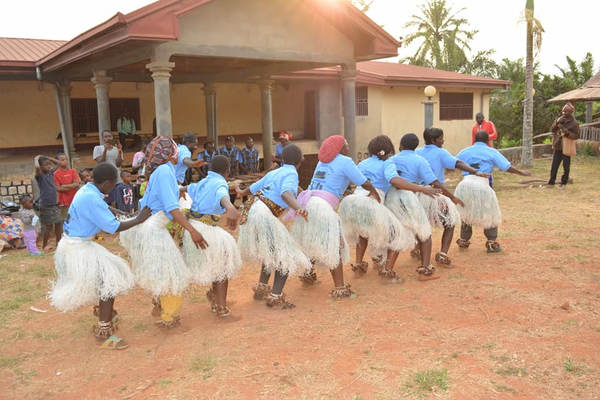 Mukonge Dance Groups in Meta — photograph from the Guneku Fondom archive