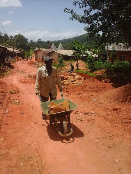 THE TONMUKOM - WINDIK ROAD WORK — photograph from the Guneku Fondom archive